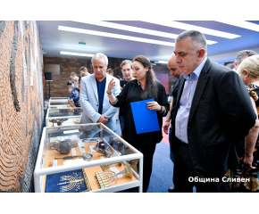 С истински празник стартира представянето на  Еврейското културно наследство в Сливен   
